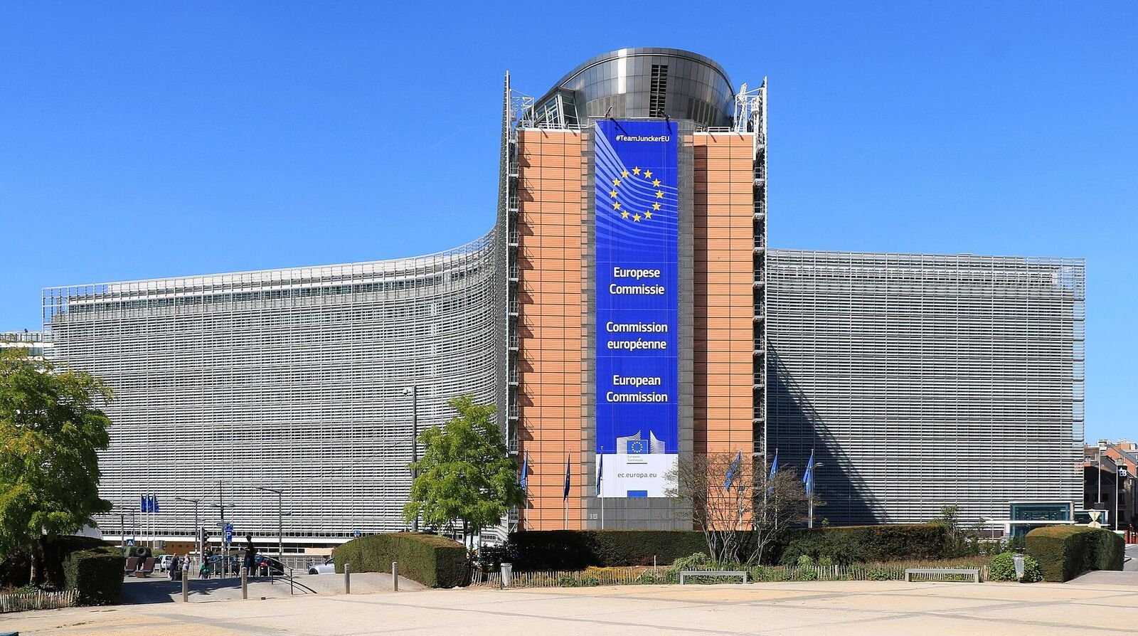 Berlaymont building, European Commission, Brussels — Photo: EmDee, CC BY-SA 4.0