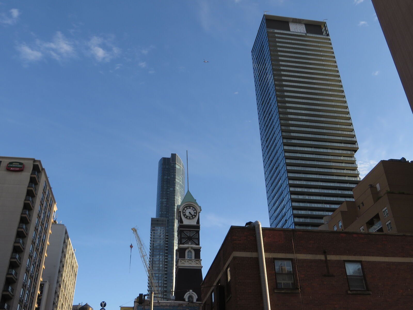 Downtown Yonge Street, Toronto — illustrative; Toronto Police Service is one of 27 forces listed in the proposed order — Photo: Ken Lund, CC BY-SA 2.0
